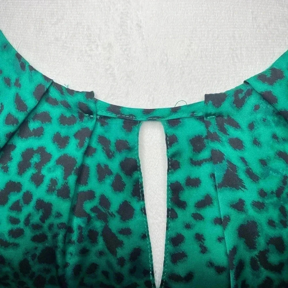 Dana Buchman sleeveless animal print satin knee length dress - Picture 2 of 7